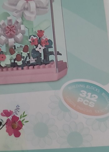 Diğer Pastel Renkli Pembe Lego Çiçek Seti