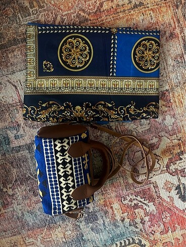 Otantik kilim çanta ve Versace şal