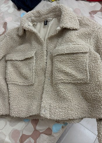 Kürk Detaylı Bej Kadın Ceket - Görsel 2