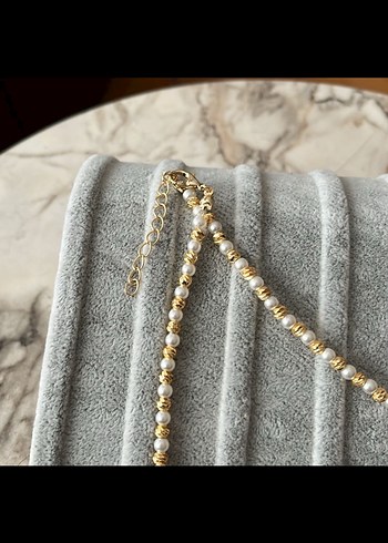 Altın Renkli Boncuklu Midi Kolye - Görsel 3