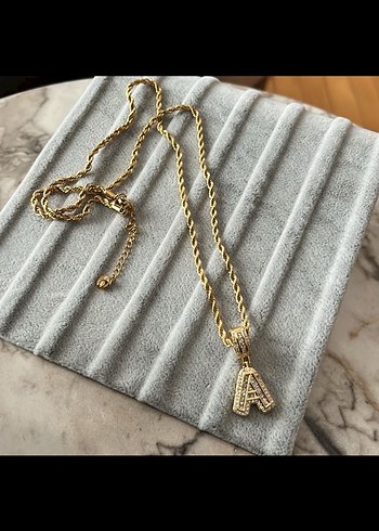 Altın Renk Zincir Detaylı Midi Kolye - Görsel 4