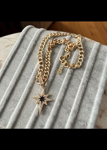 Altın Renk Zincir Detaylı Midi Kolye - Görsel 2