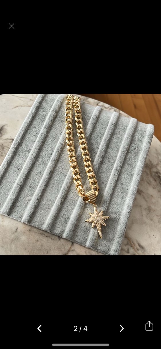 Zincir Detaylı Altın Renk Mini Kolye - Görsel 2