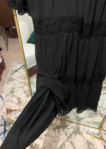m Beden Uzun Kollu Siyah Nakışlı Gotik Elbise