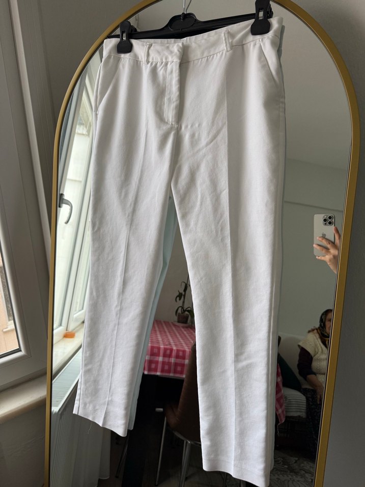 Beyaz Kadın Midi Kumaş Pantolon - Görsel 4