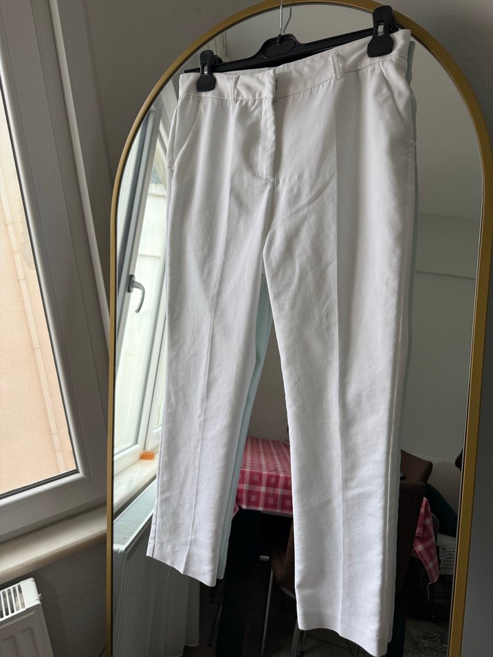 Beyaz Kadın Midi Kumaş Pantolon - Görsel 3