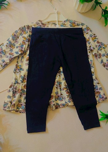 Çiçek Desenli Fırfırlı Bebek Kız Takımı - Görsel 2