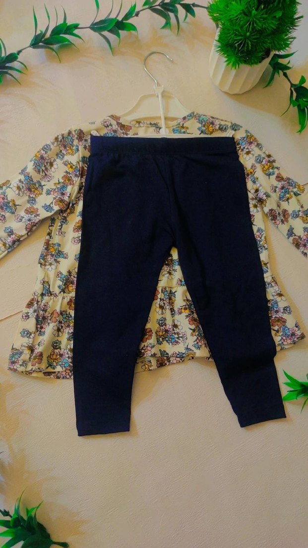 Çiçek Desenli Fırfırlı Bebek Kız Takımı - Görsel 2