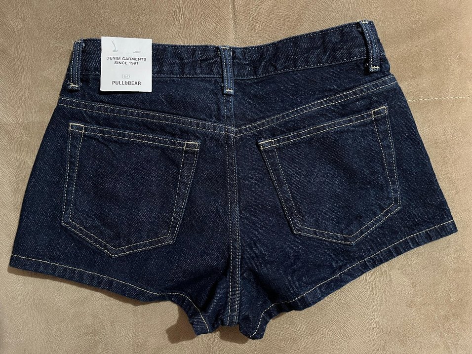 Pull&Bear Kadın Mini Denim Şort - Görsel 4