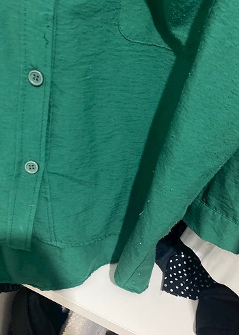 Düğmeli Yeşil Keten Kadın Gömlek - Görsel 2