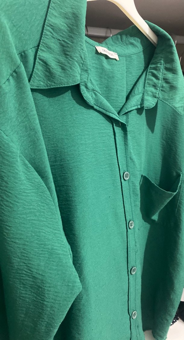Düğmeli Yeşil Keten Kadın Gömlek - Görsel 4