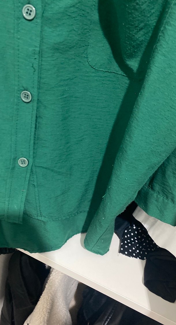 Düğmeli Yeşil Keten Kadın Gömlek - Görsel 2