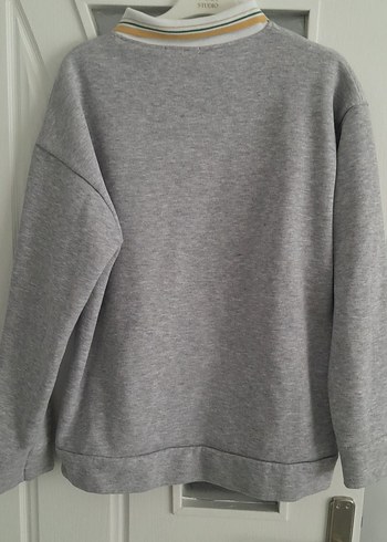 Oxford Baskılı Gri Sweatshirt - Görsel 5