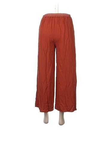 m Beden Pull and Bear Düz Kesim %70 İndirimli.