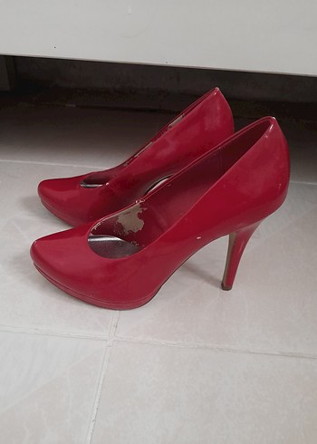 37 Beden Parlak Kırmızı Stiletto Topuklu Kadın Ayakkabı