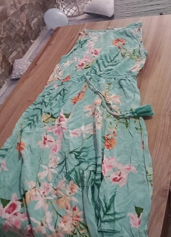 LC Waikiki Yazlık elbise bilekten