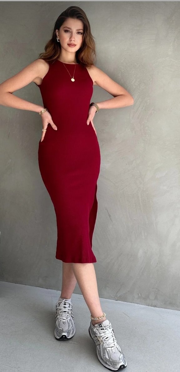 Bordo Yüksek Yakalı Midi Triko Elbise - Görsel 2