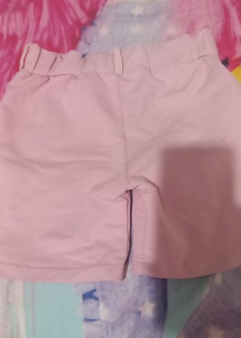 9 Yaş Beden Düğmeli Barbie Baskılı Pembe Kız Şortu