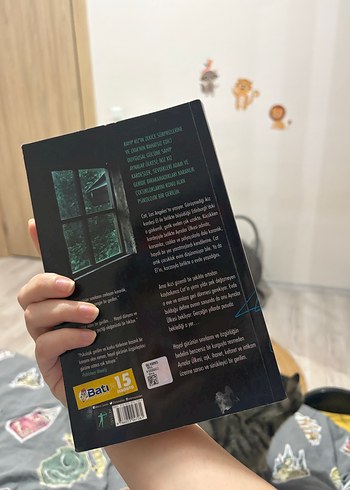 Aynalar Ülkesi - Carole Johnstone - Görsel 3