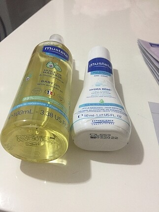Mustela