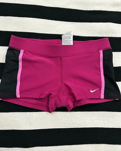 nike pembe kumaş şort