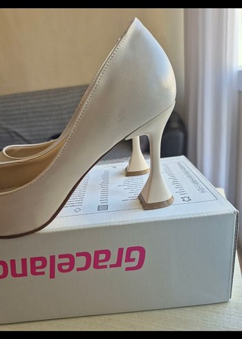 Bej Stiletto Kadın Topuklu Ayakkabı - Görsel 2