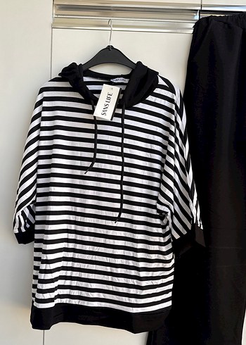 Çizgili Kapüşonlu Kadın Eşofman Takımı - Görsel 2