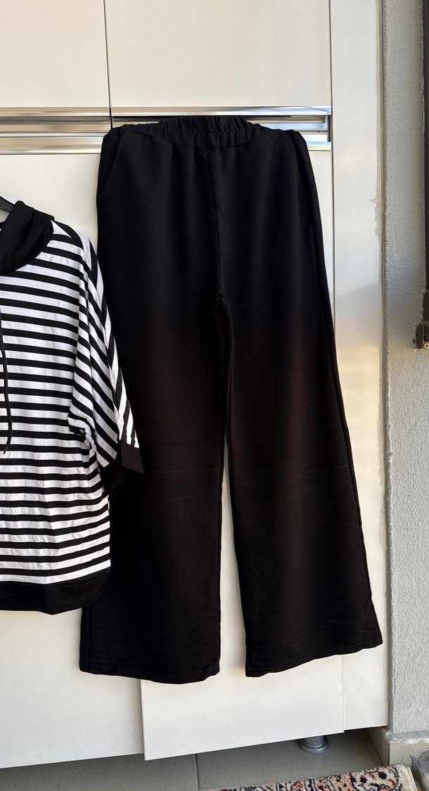 Çizgili Kapüşonlu Kadın Eşofman Takımı - Görsel 3