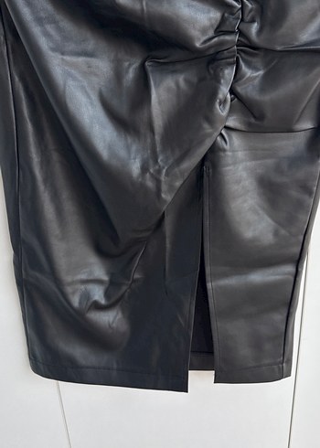 Drapeli Siyah Deri Uzun Etek - Görsel 2