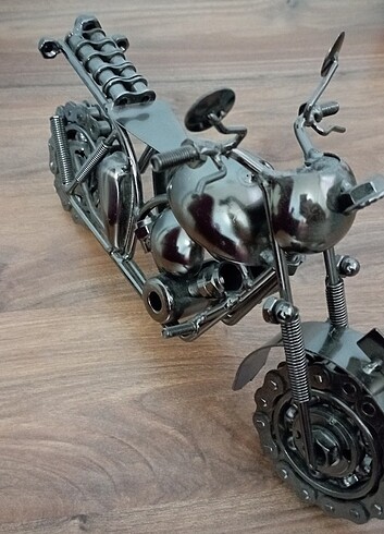 Komple metal motorsiklet