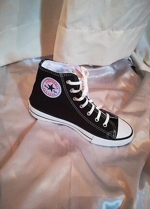 Converse Siyah Boğazlı Converse 