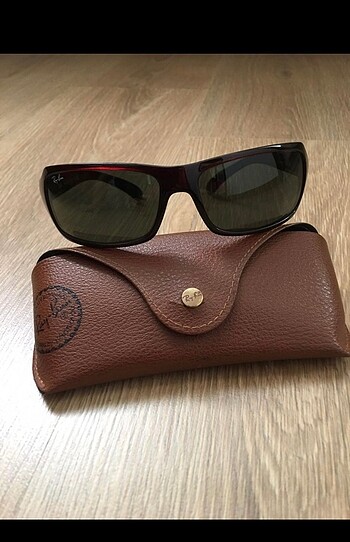 RayBan güneş gözlüğü