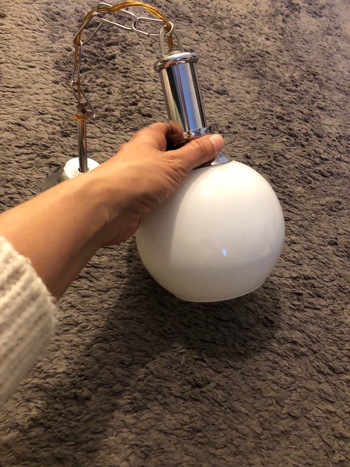 Beyaz Cam Küre Avize Lambası - Görsel 4