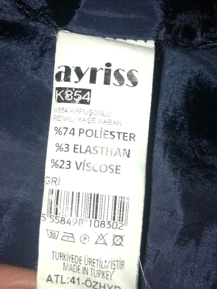 Kapüşonlu gri diz boyu  kaban - Görsel 4