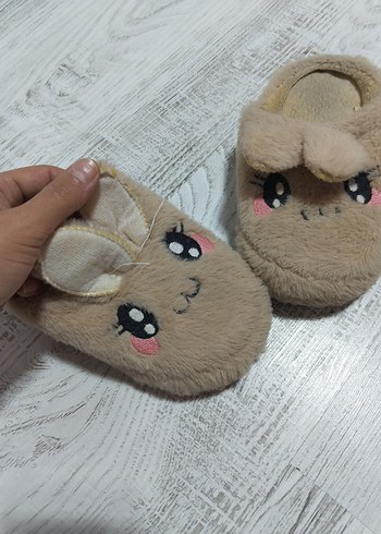 Kız Çocuk Bej Kürk Detaylı Sıcak Terlik - Görsel 3