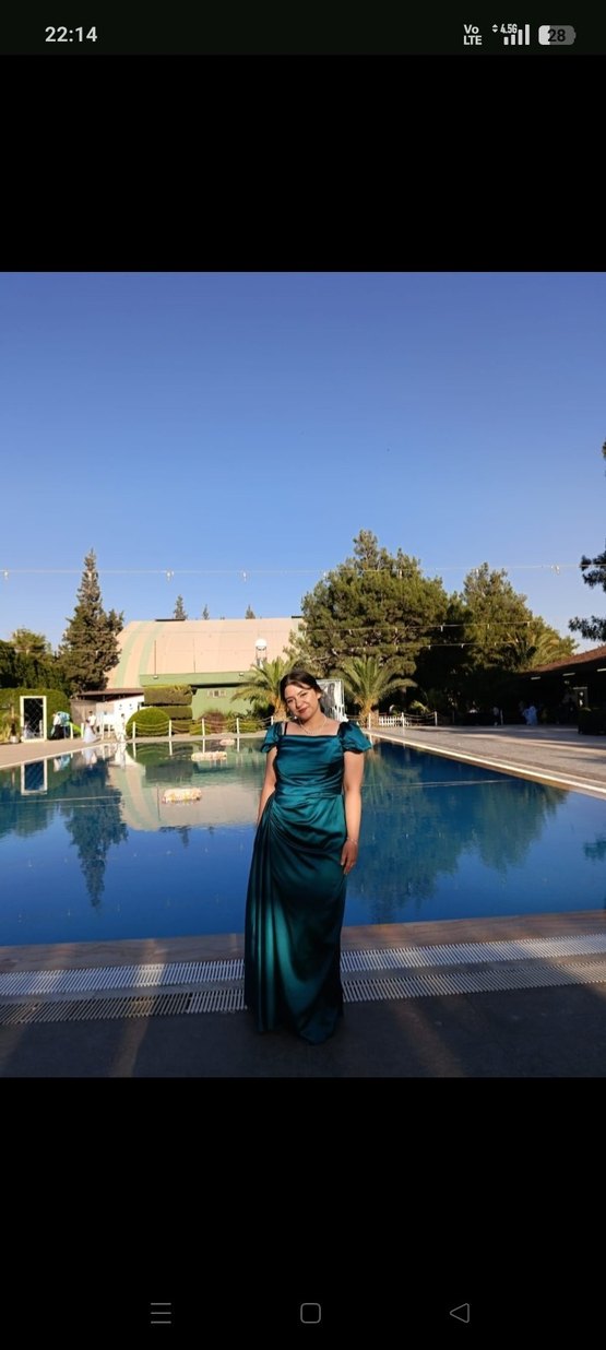 Drapeli Uzun Yeşil Kadın Abiye Elbise - Görsel 3