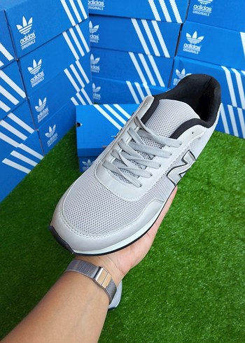 New Balance Gri Erkek Spor Ayakkabı Velcro Detaylı