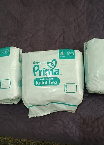 4 Beden: 7-18 kg Beden Prima aktif bebek külot bez 93 adet paketi acilmamis 