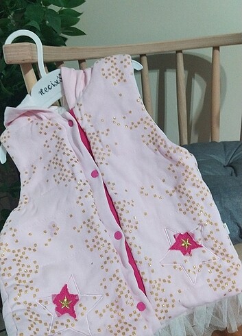 LC Waikiki Bebek yelek