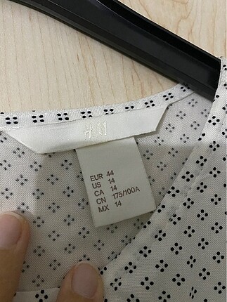 44 Beden H&M beyaz desenli tunik