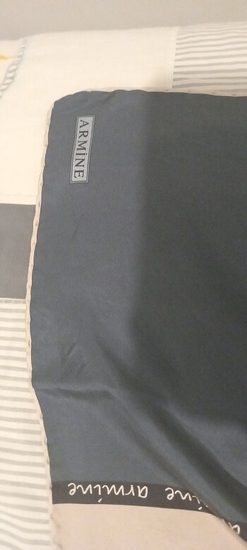  Beden ARMİNE eşarp 