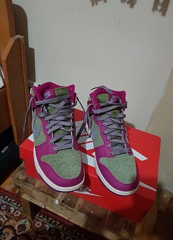 41 Beden Nike wmns dunk high dynamic berry/grand purple