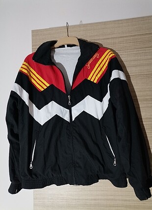 Galatasaray yağmurluk