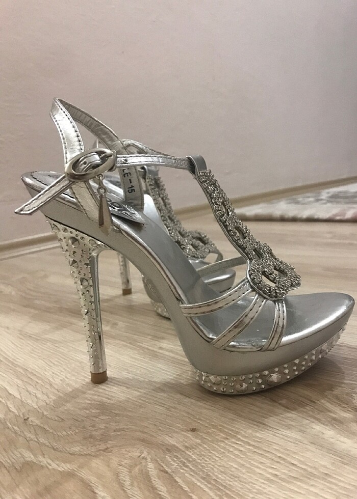 Gümüş rengi taşlı abiye platform - Görsel 2