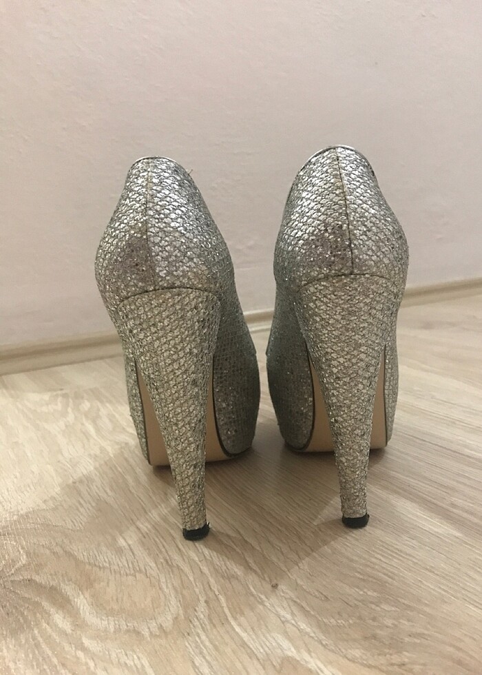 Parlak gri abiye ayakkabı - Görsel 4