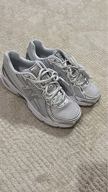 New Balance 530