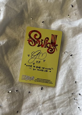 unis swicy gehlee archive selfie pc - Görsel 2