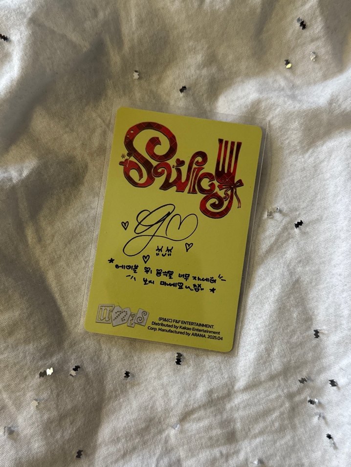 unis swicy gehlee archive selfie pc - Görsel 2