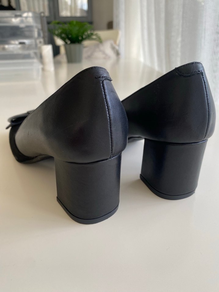 İNCİ Siyah Fiyonk Detaylı Kadın Topuklu Ayakkabı - Görsel 4