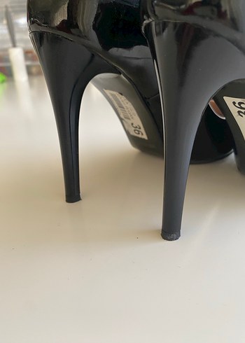 Siyah Parlak Stiletto Kadın Ofis Ayakkabısı - Görsel 4